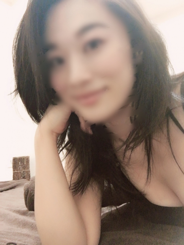 風間友香里(36)